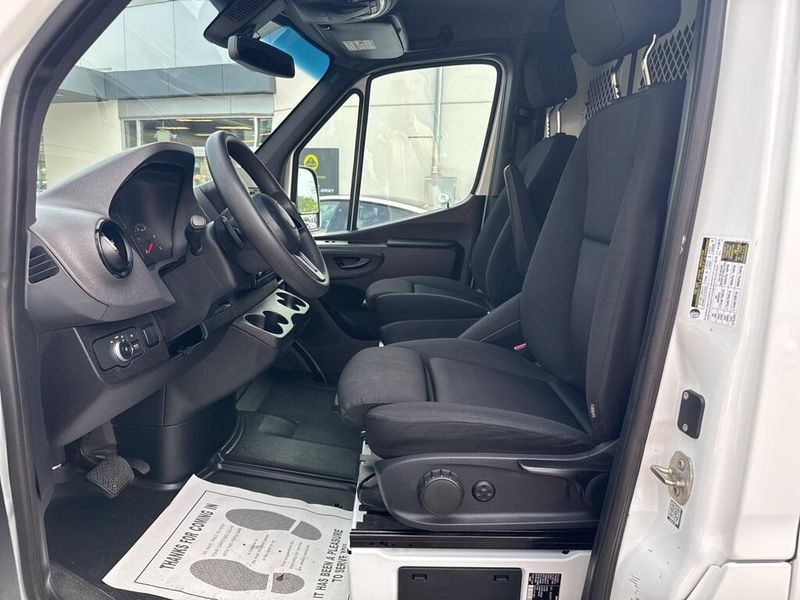2019 Freightliner Sprinter 2500 