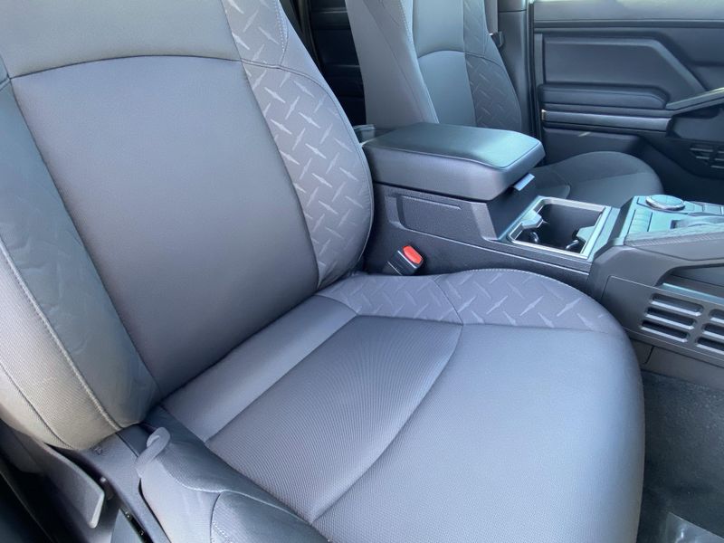 2025 Toyota Tacoma SR5Image 12