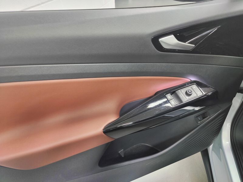 2021 Volkswagen ID.4 Pro S 82kw w/Glass RoofImage 26