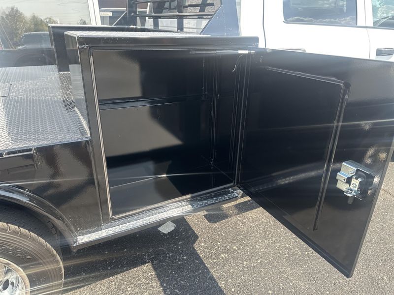 New 2025 RAM 4500 Tradesman Chassis Crew Cab 4x4 60