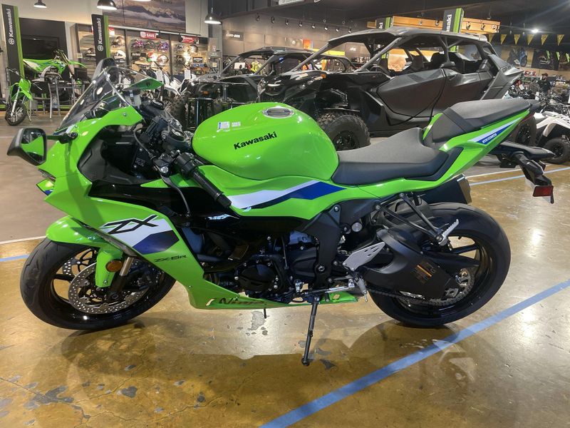 New 2027 Kawasaki NINJA ZX-6R ABS Image 12