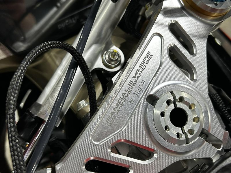 Used 2024 Ducati PANIGALE V4 SP2 30TH ANNIVERSARIO 916 Image 15
