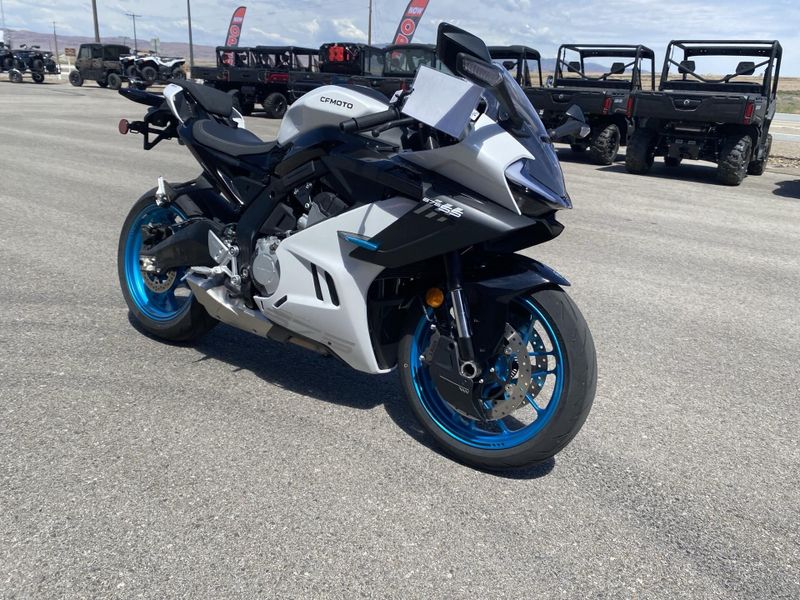 New 2026 CFMOTO 675SS 