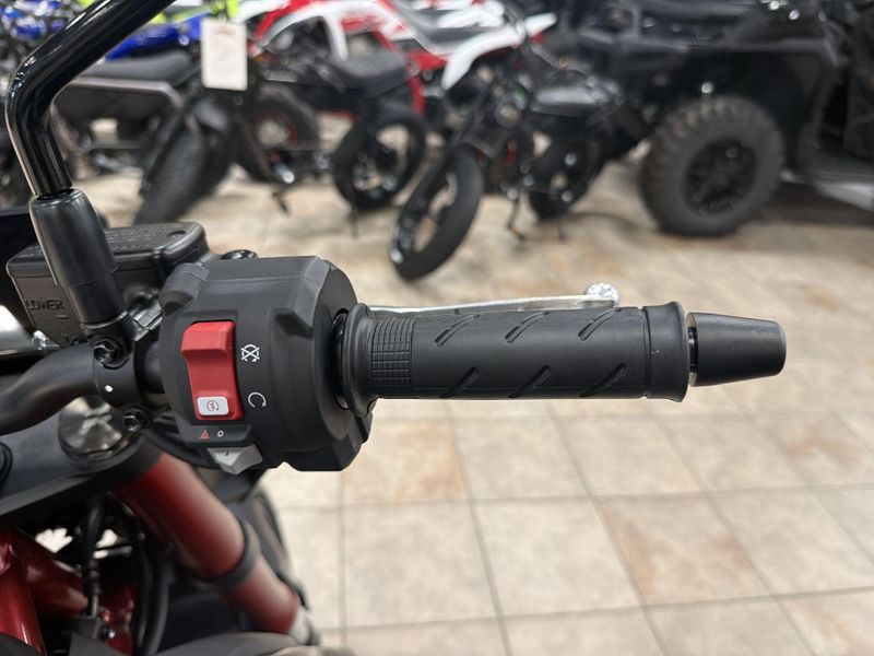 New 2026 Honda CB750 HORNET E-CLUTCH Image 24
