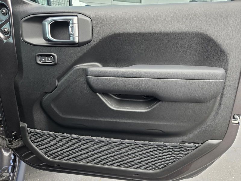 New 2026 Jeep Wrangler 4-door Rubicon