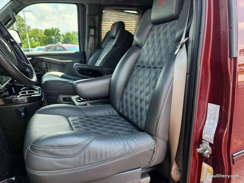 Used 2024 Chevrolet Express Cargo Image 30