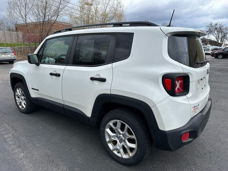 2018 Jeep Renegade SportImage 14