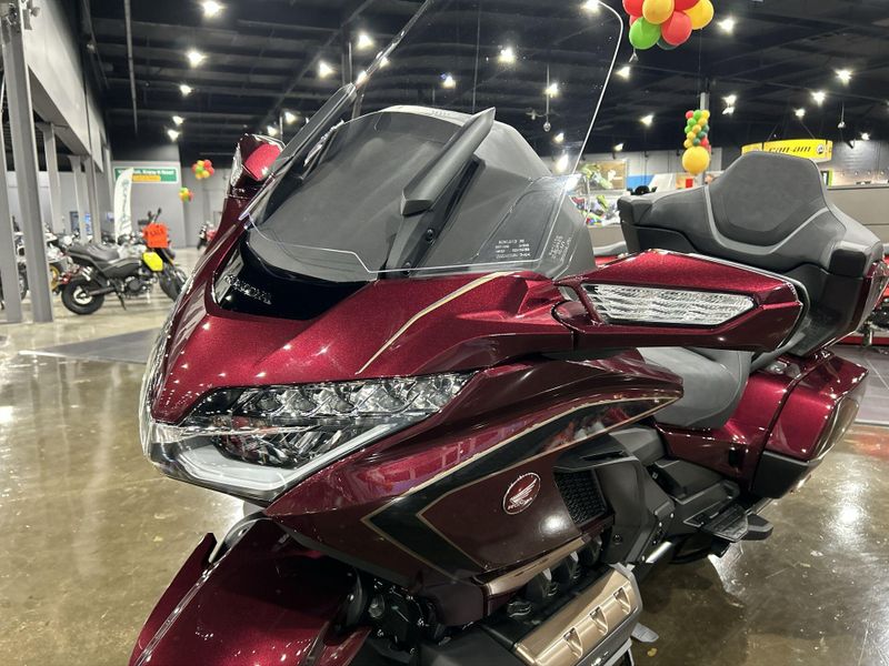 2025 Honda GOLDWING TOUR AIR BAG DCT  in a BORDEAUX RED METALLIC exterior color. Del Amo Motorsports of Redondo Beach (424) 390-7811 delamomotorsports.com 
