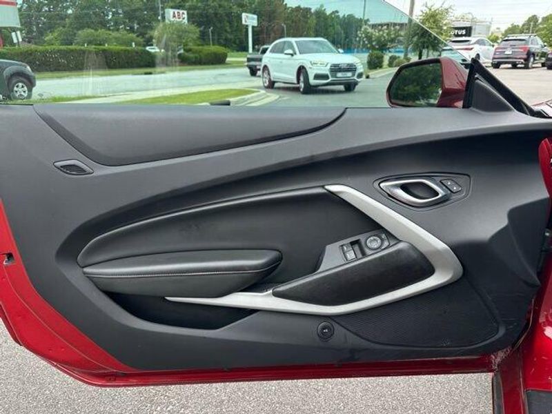 2019 Chevrolet Camaro 2LT