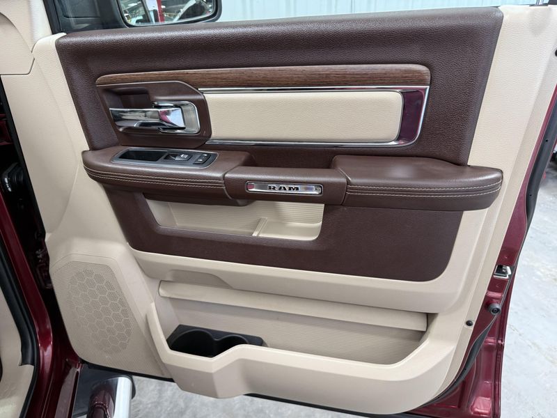 Used 2018 RAM 1500 LaramieImage 8