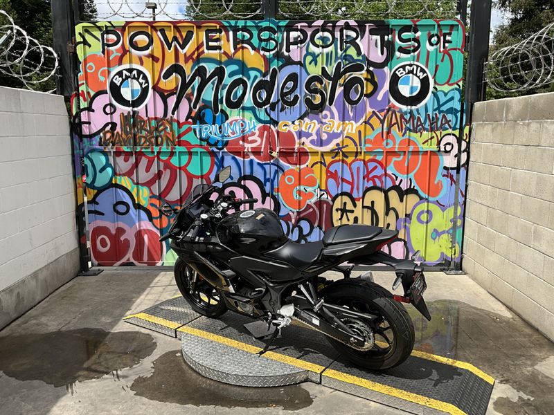 New 2026 Yamaha YZF-R3 ABS Image 6