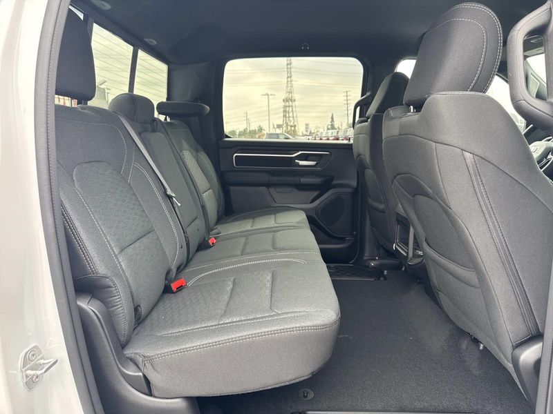 New 2026 RAM 1500 Big Horn Crew Cab 4x4 5'7' Box