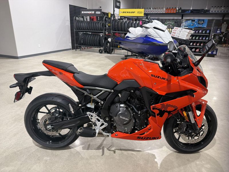New 2026 Suzuki GSX-8R Image 10