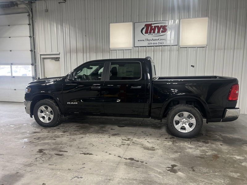 2025 RAM 1500 Big Horn Crew Cab 4x4 5