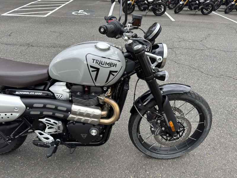 2024 Triumph Scrambler 1200 X - ASH GREY 