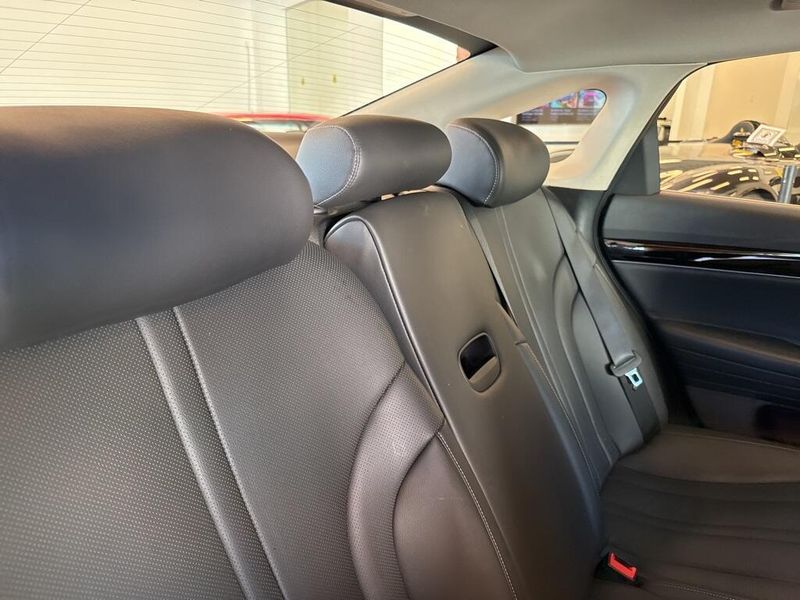 2023 Genesis G80 2.5T