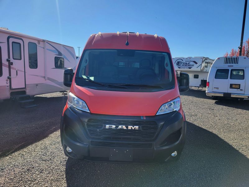 Used 2024 DM VANS LV7 Image 2