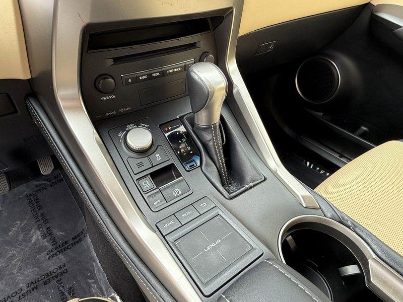 2016 Lexus NX 200tImage 26
