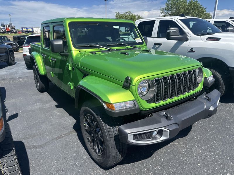 2025 Jeep Gladiator Sport S 4x4Image 3