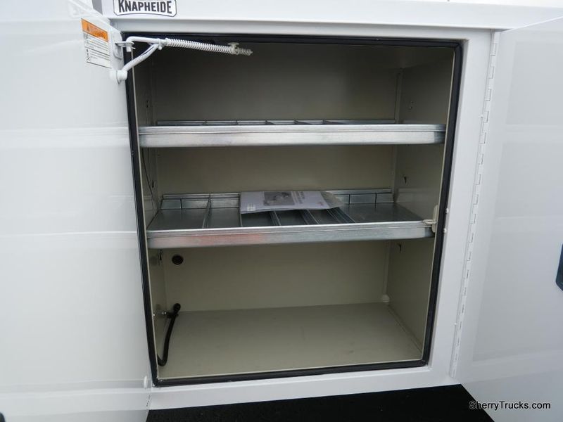 2022 RAM 5500 Tradesman Chassis Crew Cab 4x4 84