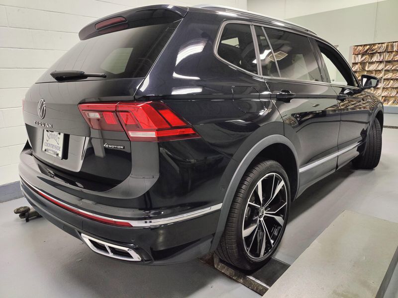 Used 2024 Volkswagen Tiguan AWD SEL R-Line w/Sunroof/NavImage 20