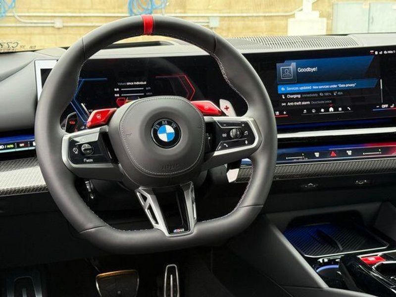 New 2026 BMW M5 BaseImage 26