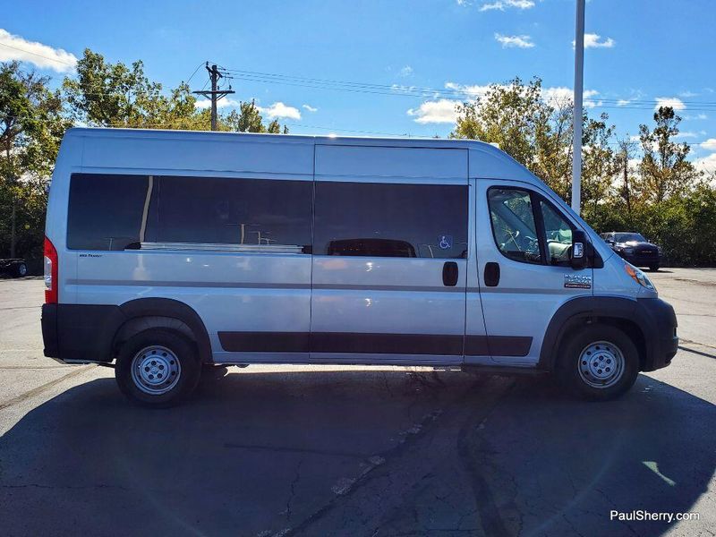 2015 RAM ProMaster 2500 Window Van High RoofImage 17