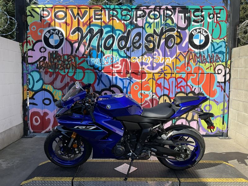 New 2026 Yamaha YZF-R7 Image 8
