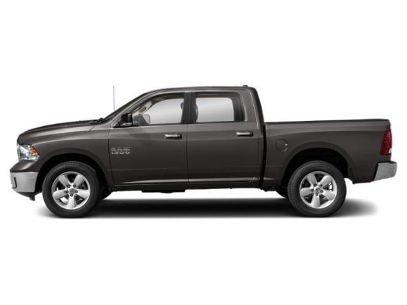 2024 Ram 1500 SLT Warlock photo 2