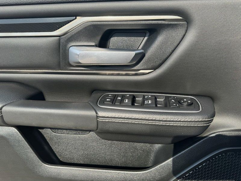 2021 RAM 1500 RebelImage 16