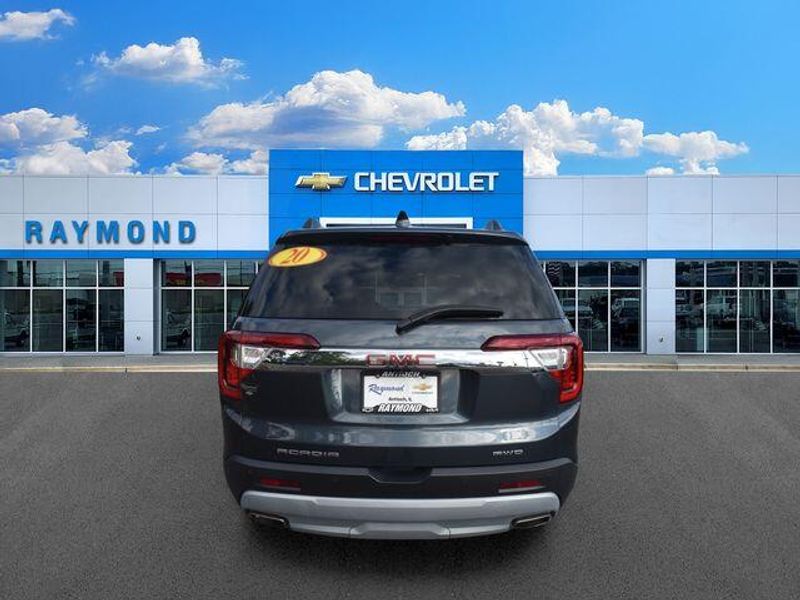 Used 2020 GMC Acadia SLTImage 4