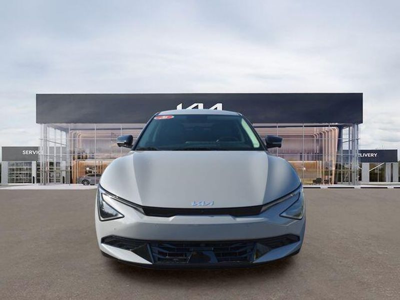 New 2026 Kia EV6 WindImage 9