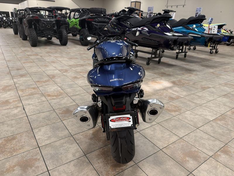 New 2027 Suzuki Hayabusa Image 16