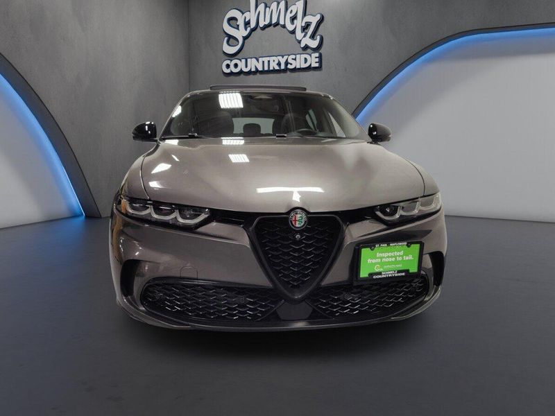 Used 2024 Alfa Romeo Tonale Veloce Premium AWD w/SunroofImage 2