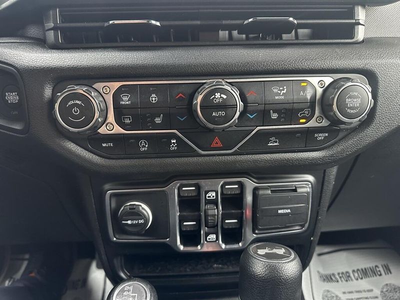2024 Jeep Wrangler Sport S photo 17