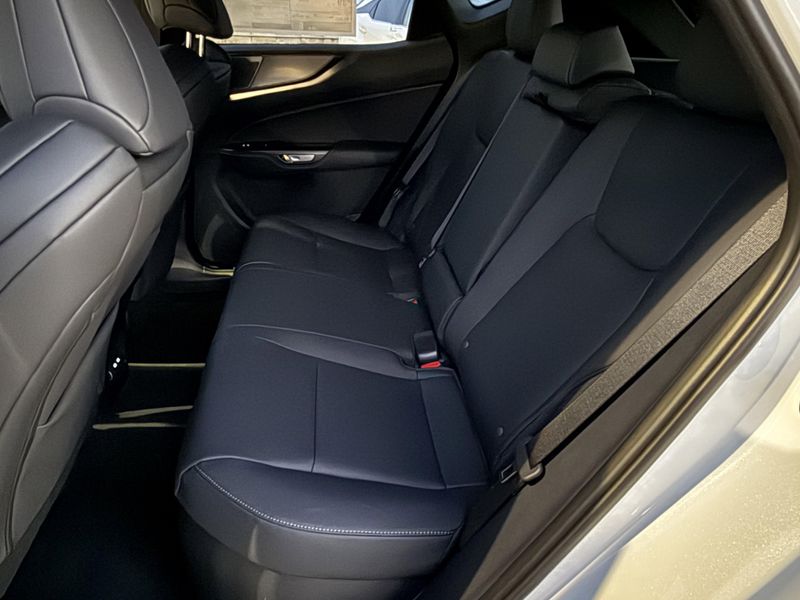 New 2026 Lexus NX 350h F SPORT HandlingImage 27