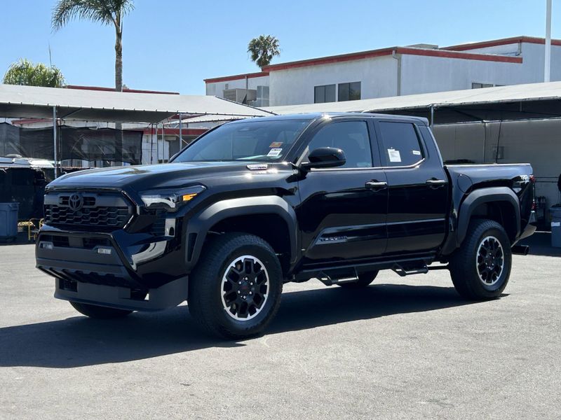 New 2025 Toyota Tacoma TRD Off Road HybridImage 6