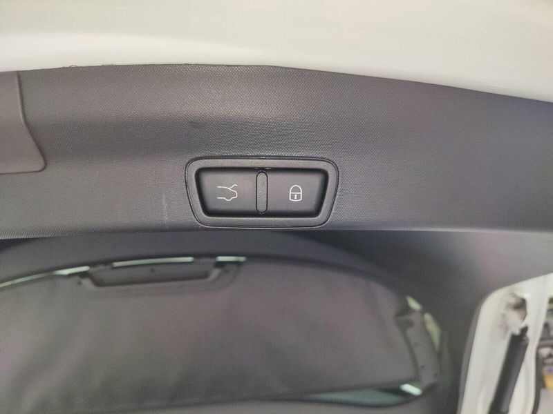 2022 Alfa Romeo Stelvio Sprint AWD w/Sunroof & NavImage 16