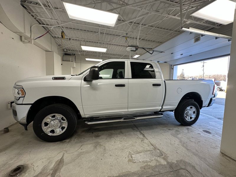 2024 RAM 2500 Tradesman Crew Cab 4x4 6