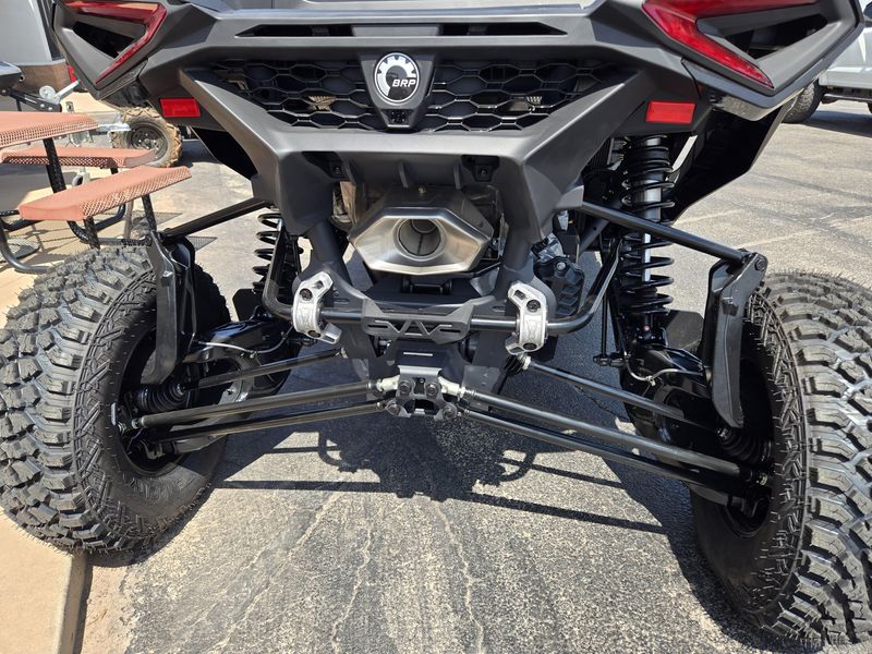 2025 Can-Am MAVERICK R MAX X RS 999TDCT TRIPLE BLACK Image 10