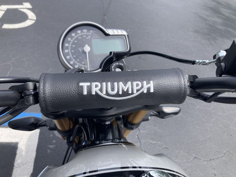 2025 Triumph SCRAMBLER 400 X