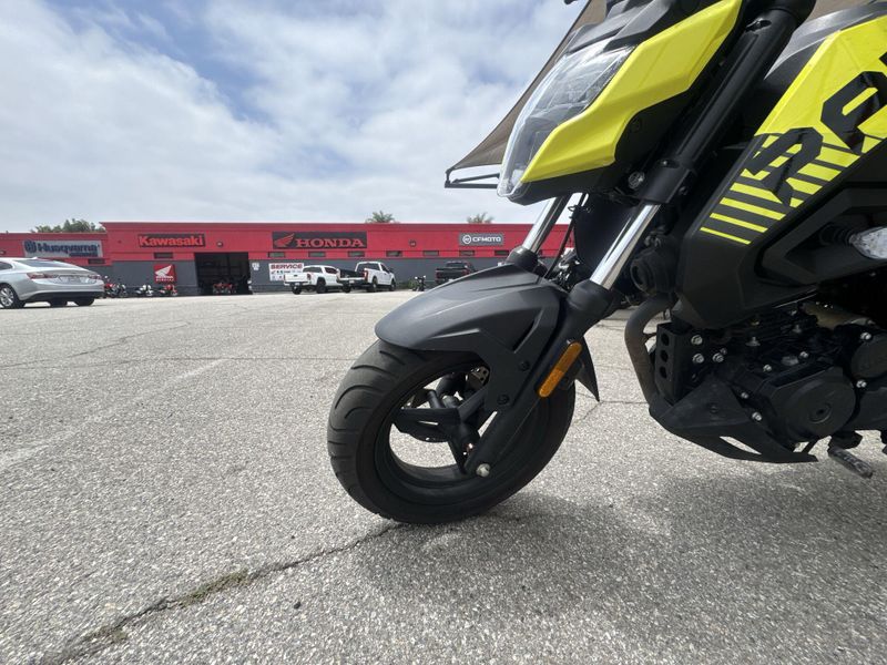 2023 CFMOTO PAPIO CF125-3US Base Image 10