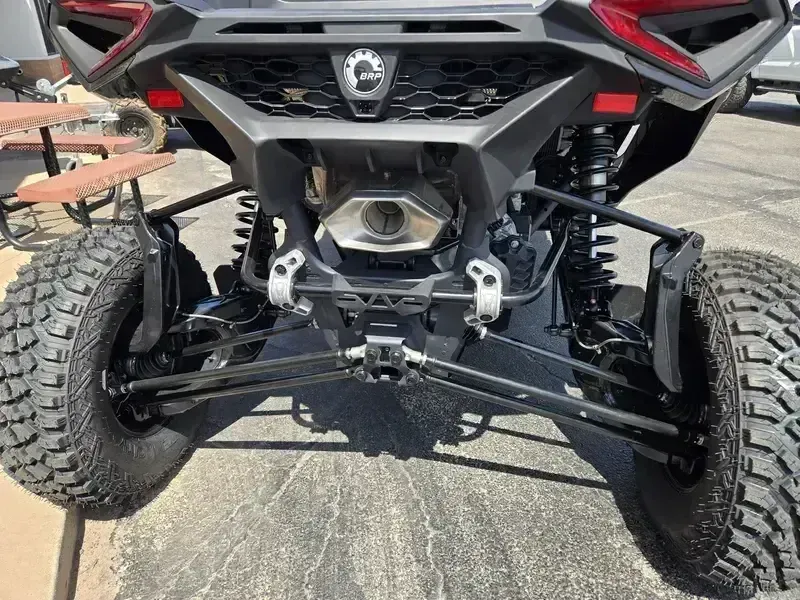 2025 Can-Am MAVERICK R MAX X RS 999T DCT TRIPLE BLACK Image 11