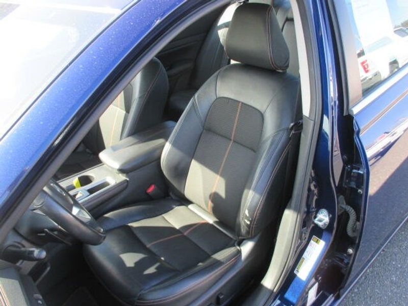 2022 Nissan Altima 2.5 SRImage 13