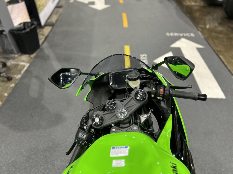 New 2026 Kawasaki NINJA ZX-6R ABS Image 18