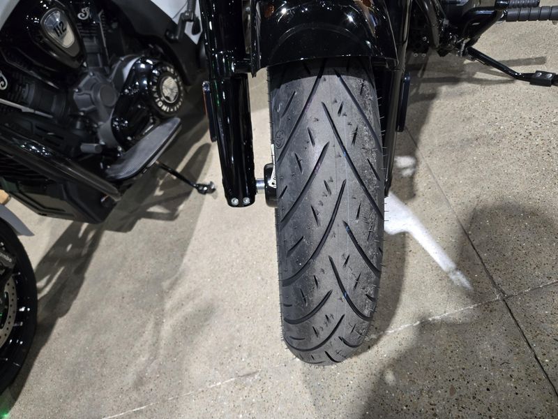 NEW 2025 INDIAN MOTORCYCLE CHIEF BOBBER ABS Image 15