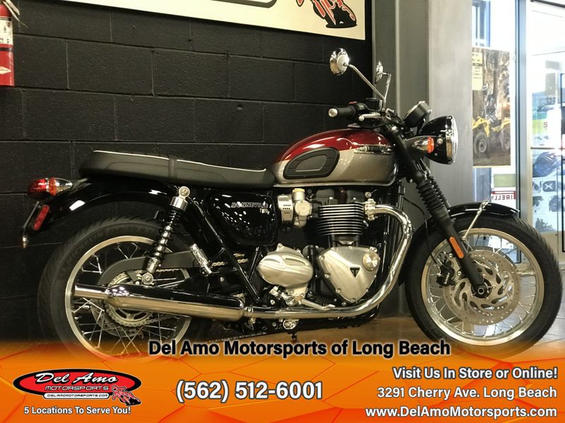 2024 Triumph BONNEVILLE T120  in a CORDOVAN RED/SILVER ICE exterior color. Del Amo Motorsports of Long Beach (562) 362-3160 delamomotorsports.com 