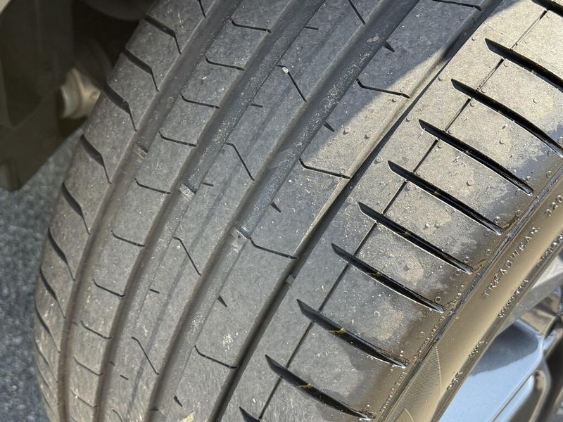 Used 2023 BMW X6 xDrive40iImage 18