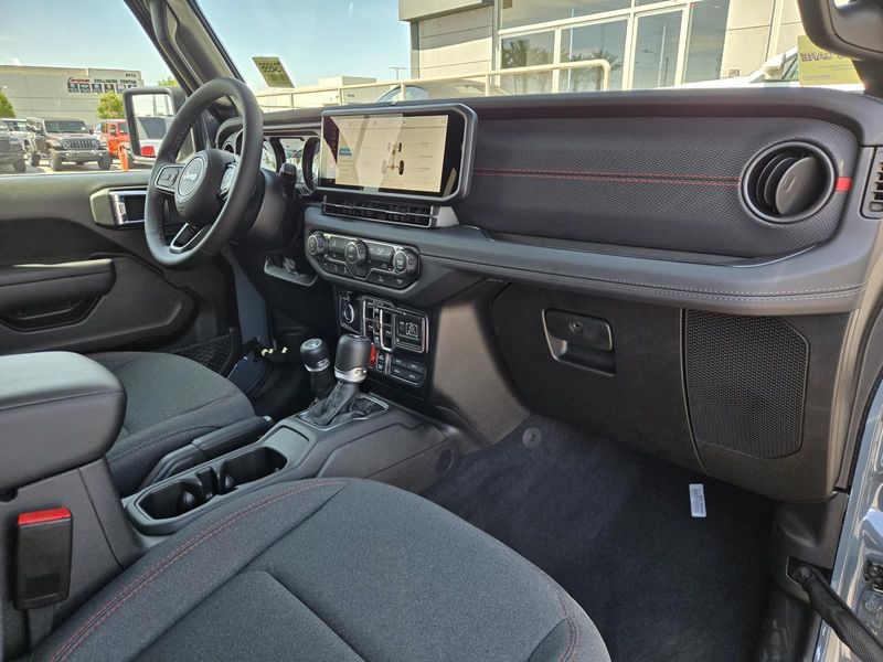 New 2026 Jeep Wrangler 4-door Rubicon