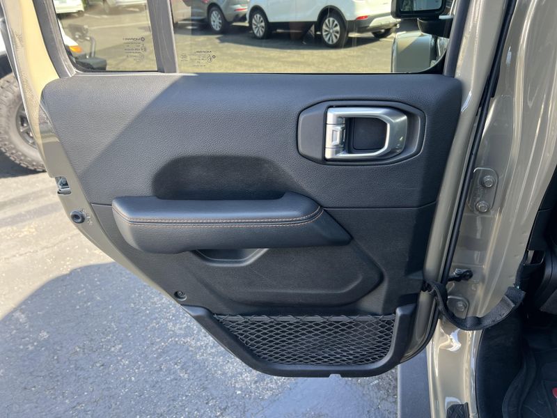 2020 Jeep Gladiator MojaveImage 16